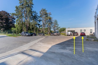 Assesse - Spacieux hangar - photo 2