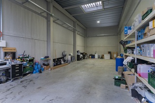 Assesse - Spacieux hangar - photo 3