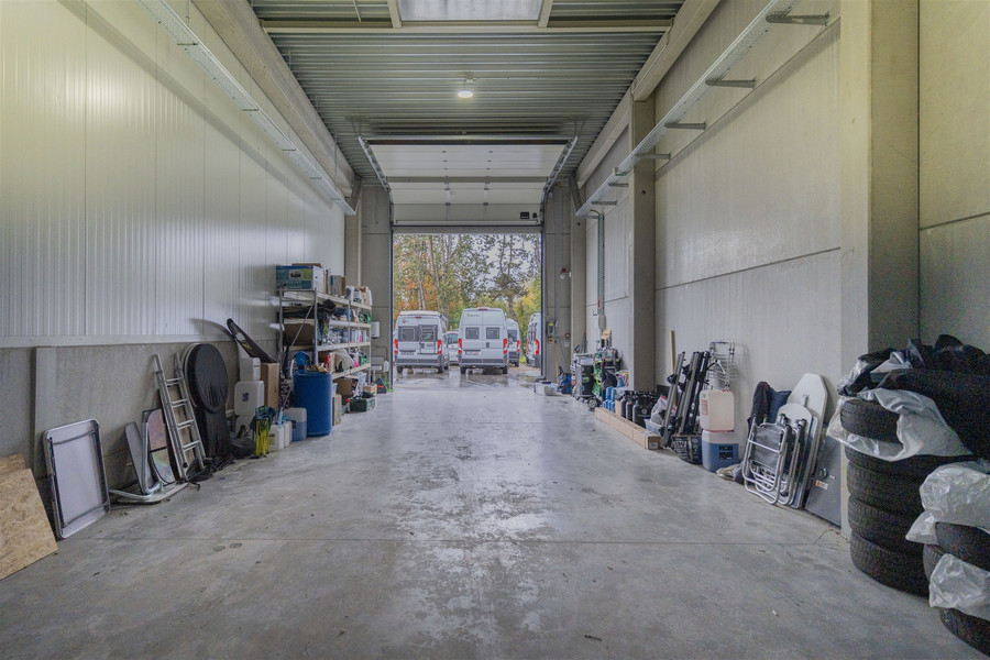 Assesse - Spacieux hangar - photo 5