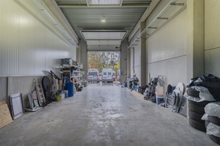 Assesse - Spacieux hangar - photo 5