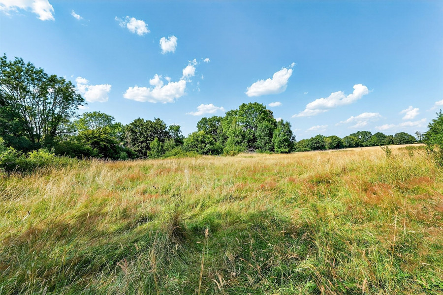 Terrain de 4400m2 libre de constructeur - photo 2