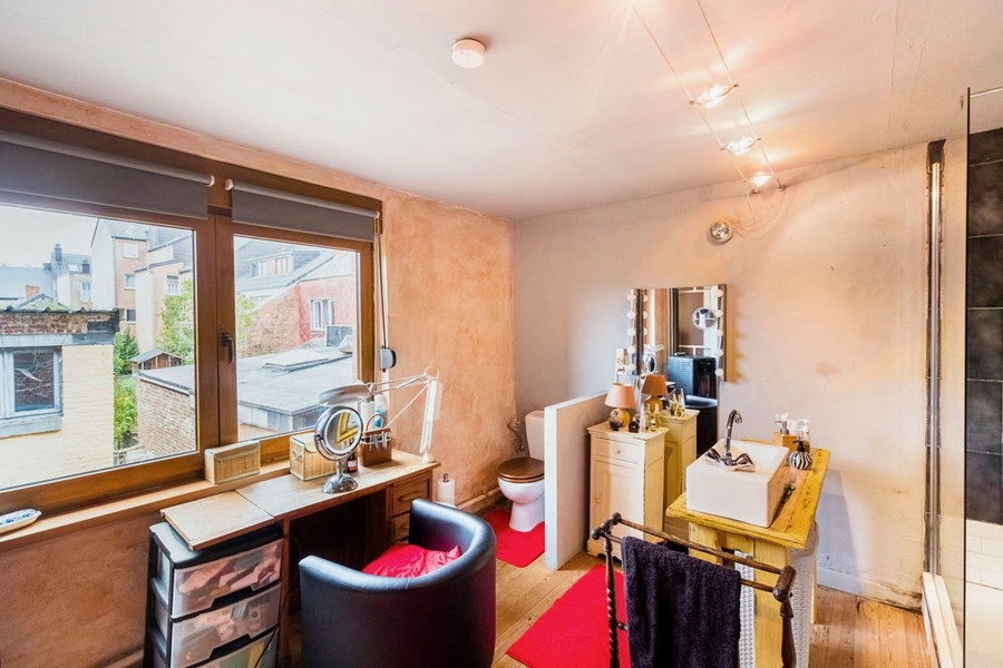 Immeuble à usage mixte bureaux - photo 14