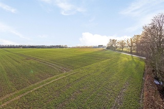 VENDU ! Terrain avec vue pour maison 4 façades