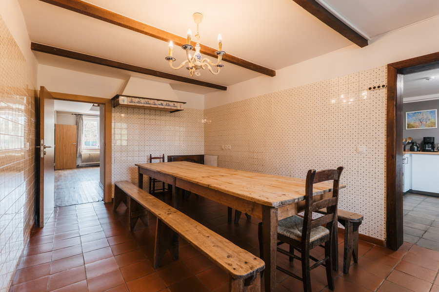 Ensemble immobilier : 1 gîte, 4 apparts, garages, piscine - photo 4